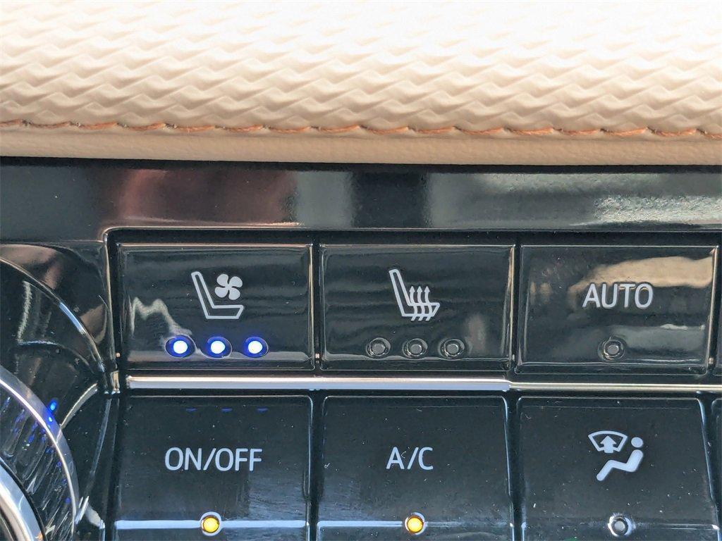 new 2026 Chevrolet Equinox car, priced at $36,610