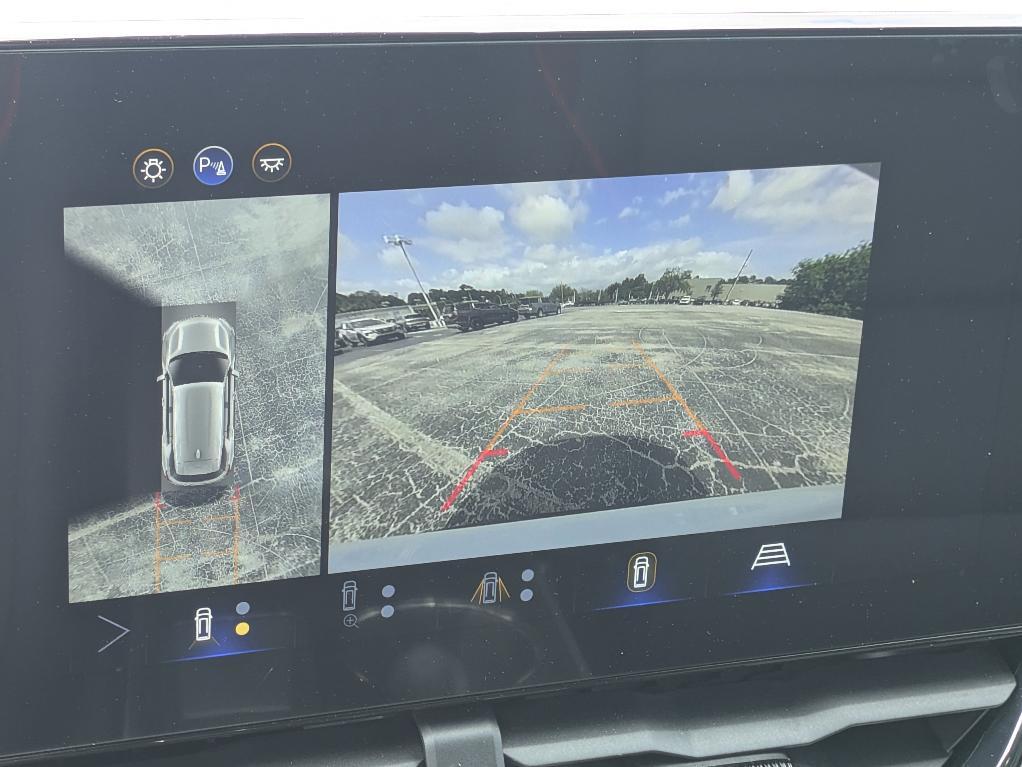 new 2026 Chevrolet Equinox car, priced at $35,535