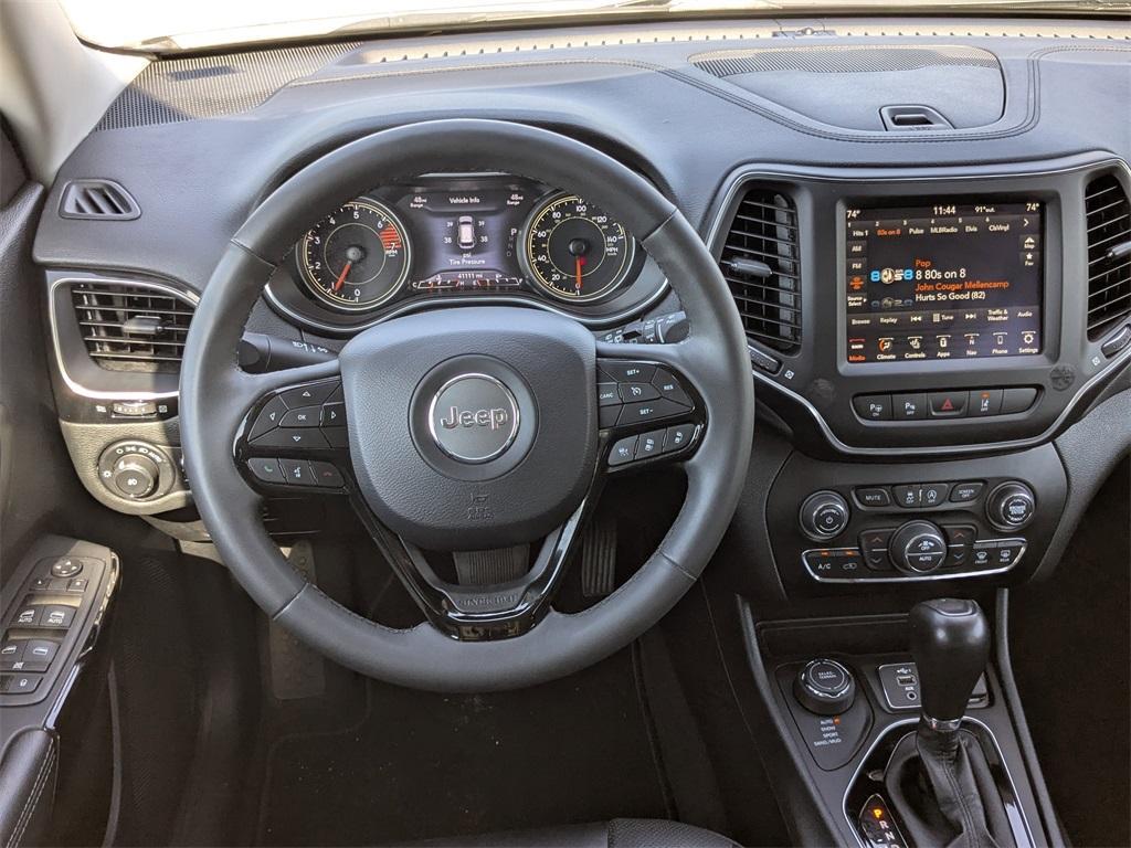 used 2023 Jeep Cherokee car, priced at $19,989