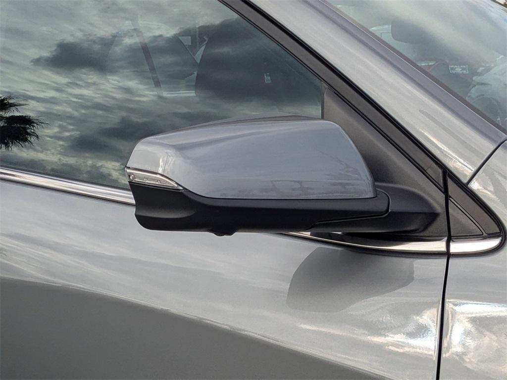 used 2023 Chevrolet Equinox car, priced at $22,387