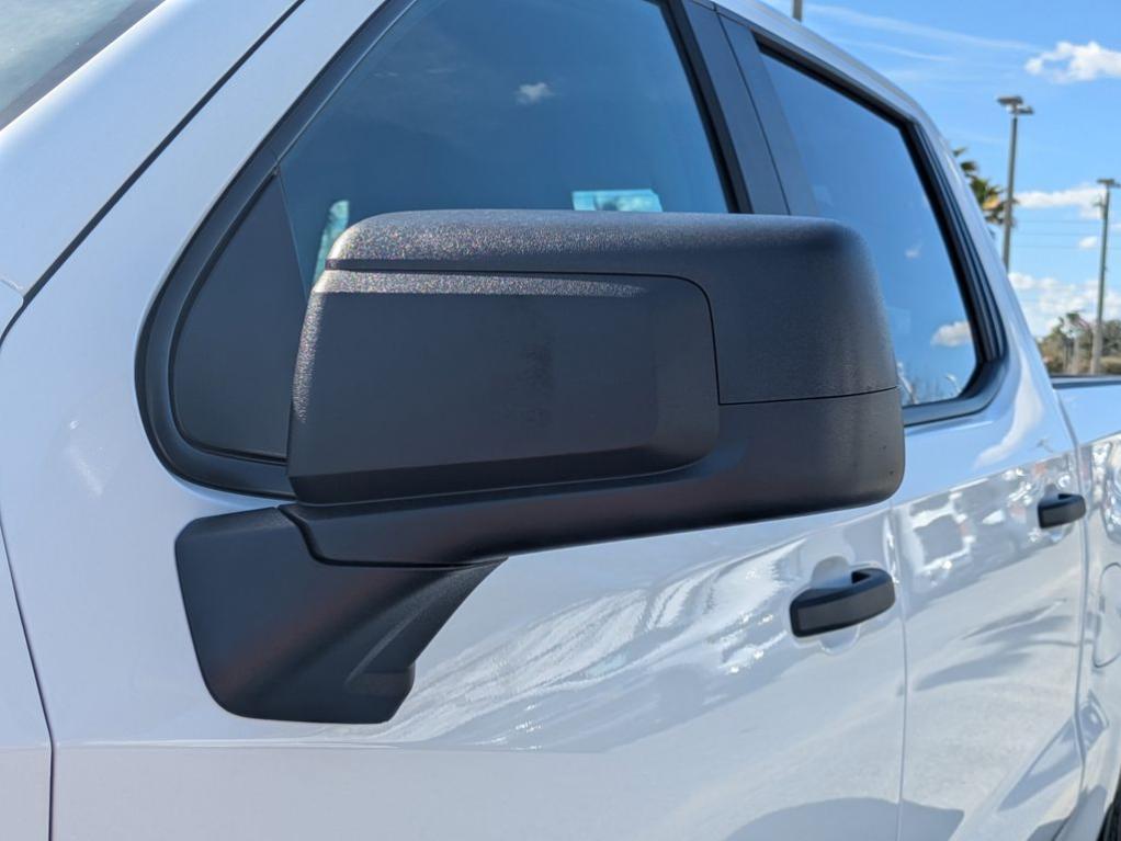 new 2026 Chevrolet Silverado 1500 car, priced at $40,670