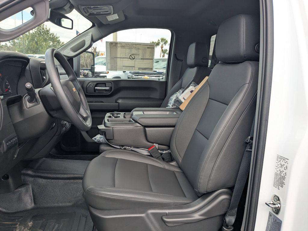 new 2025 Chevrolet Silverado 3500 car, priced at $76,678
