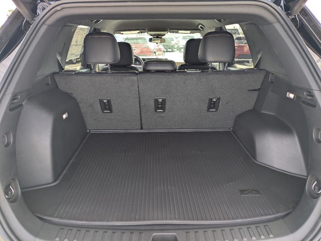 new 2026 Chevrolet Equinox car, priced at $33,720