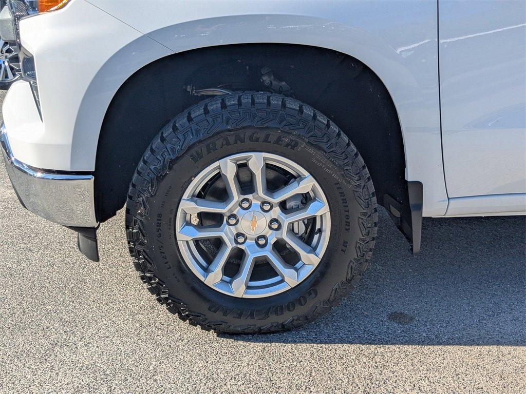 new 2026 Chevrolet Silverado 1500 car, priced at $45,030