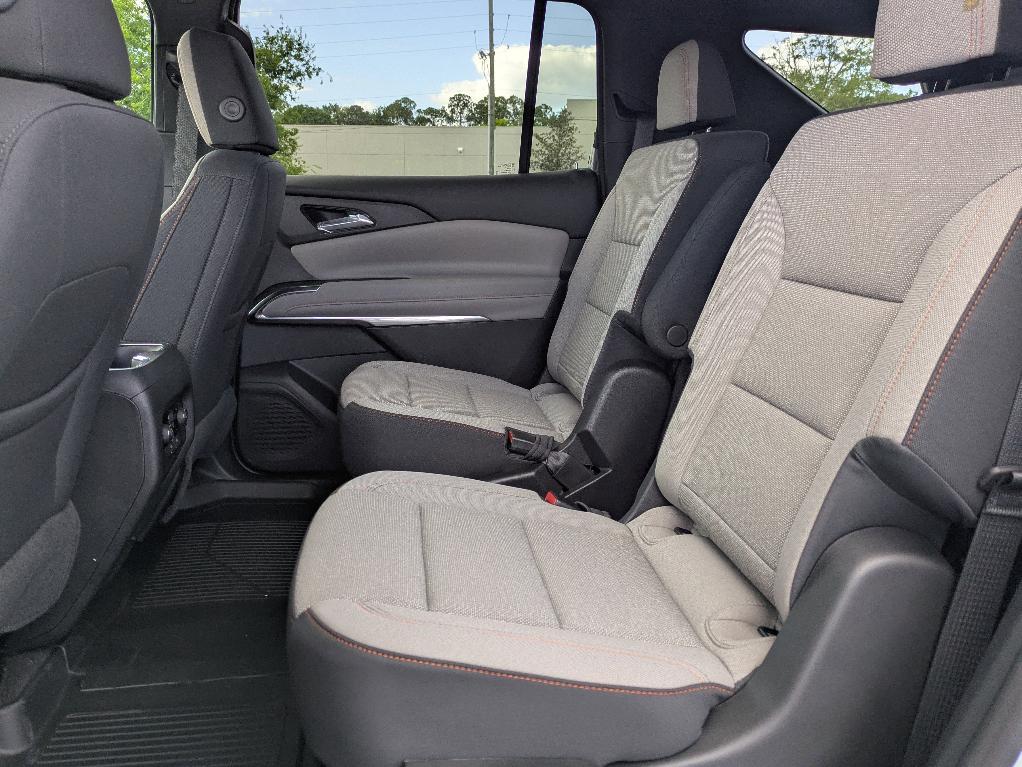 new 2026 Chevrolet Traverse car, priced at $43,940