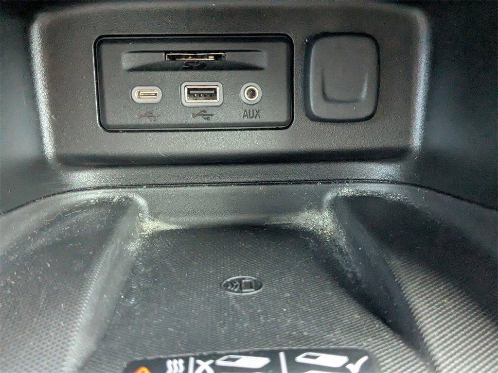 used 2022 Chevrolet Equinox car, priced at $24,677