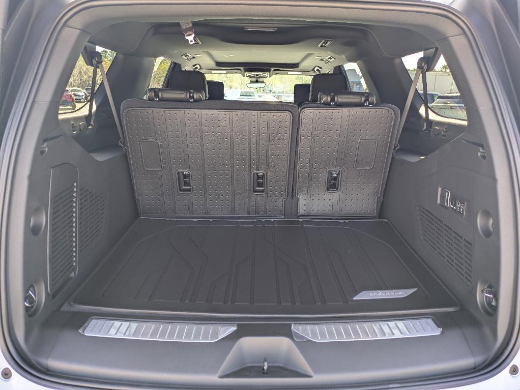 new 2026 Chevrolet Suburban car, priced at $84,605