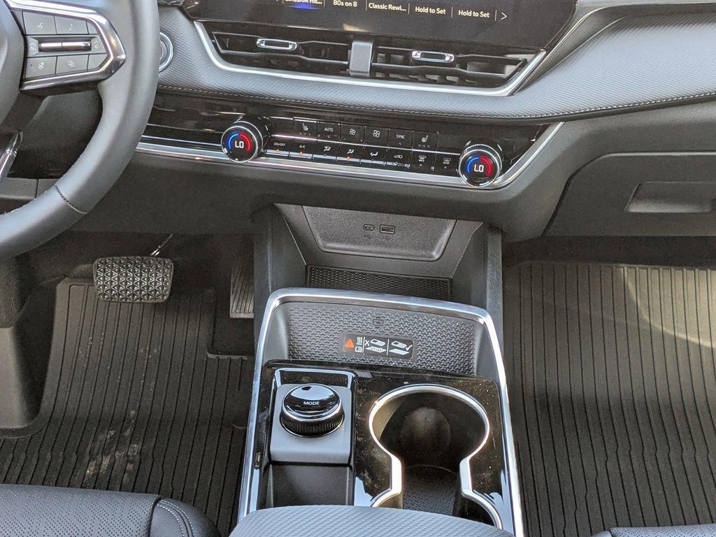 new 2026 Chevrolet Equinox car, priced at $34,554