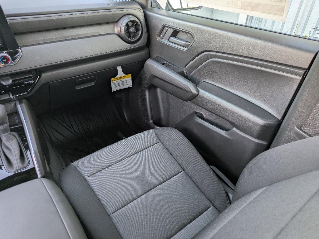 new 2026 Chevrolet Colorado car, priced at $33,320