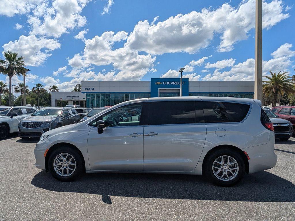 used 2024 Chrysler Pacifica car, priced at $26,377