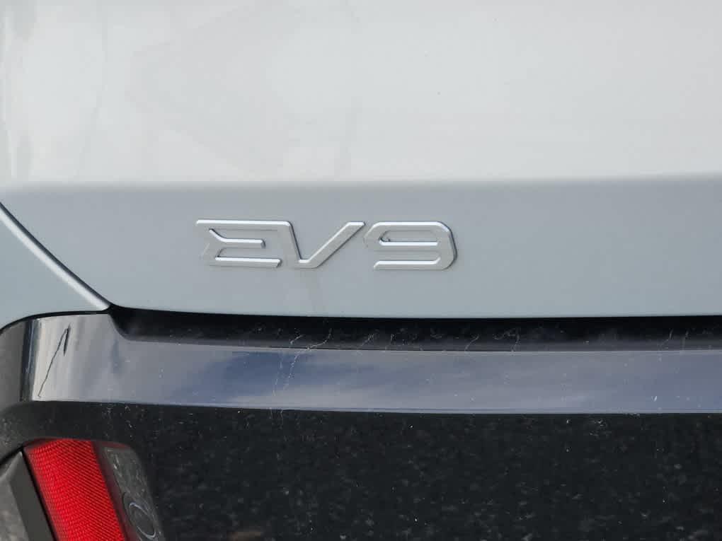 new 2026 Kia EV9 car, priced at $76,530