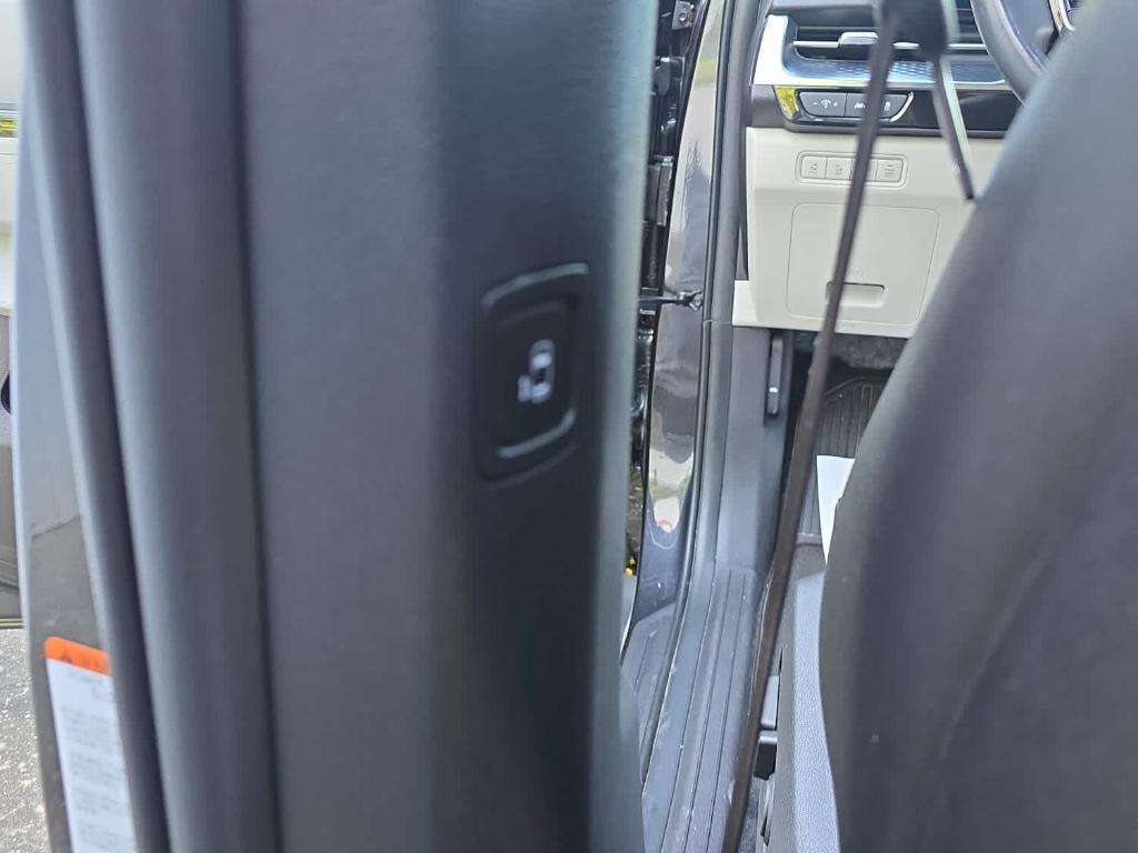 used 2024 Kia Carnival car, priced at $39,299