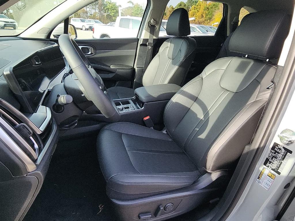 new 2026 Kia Sorento car, priced at $38,265