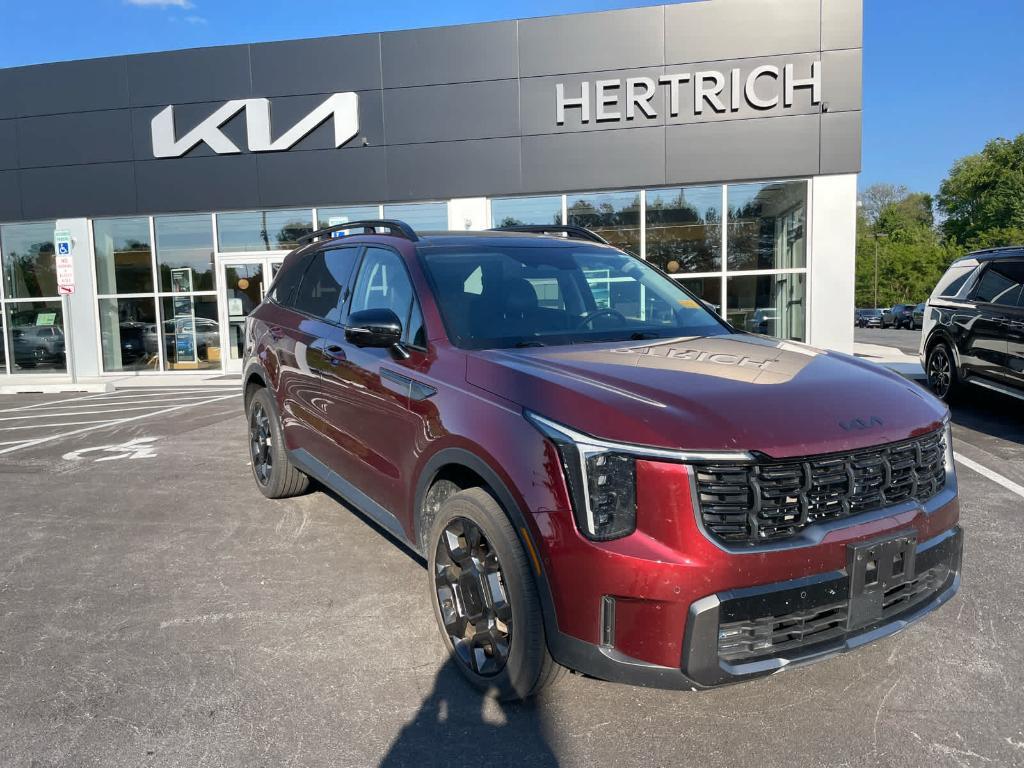 used 2025 Kia Sorento car, priced at $36,498