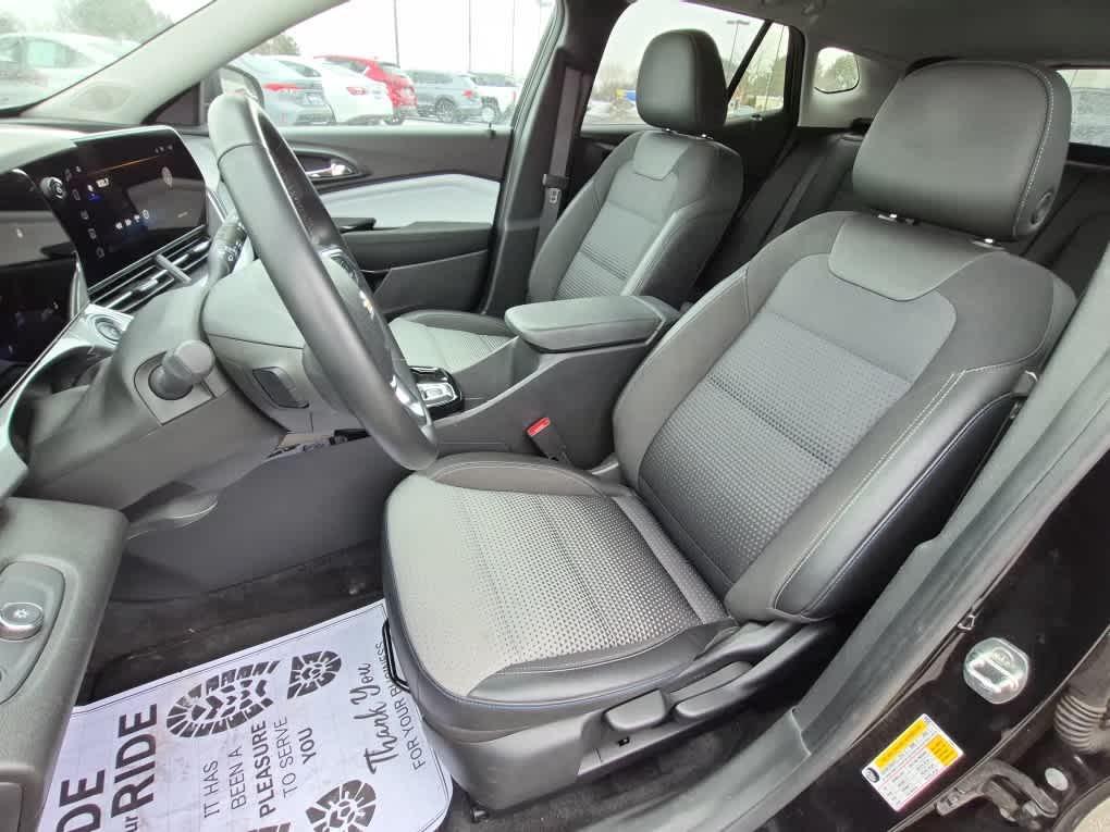 used 2024 Chevrolet Trax car, priced at $20,487