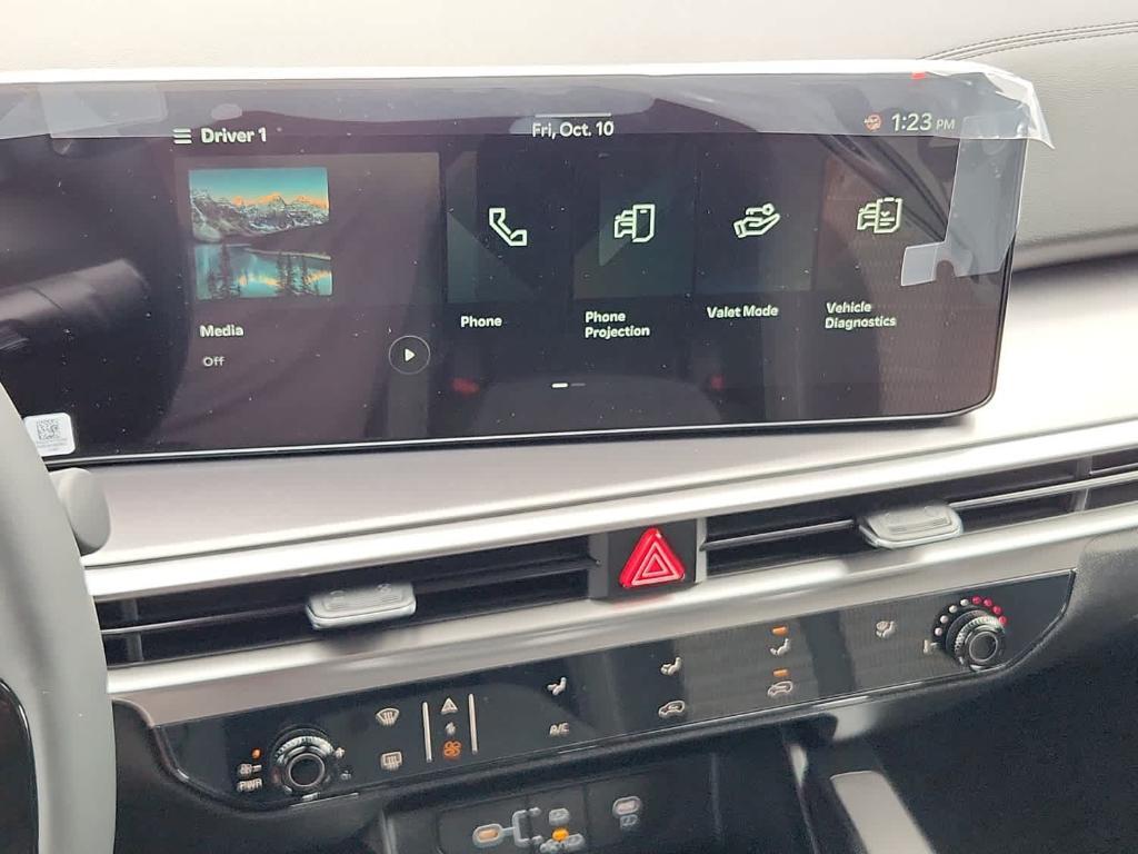 new 2026 Kia Sorento car, priced at $34,365