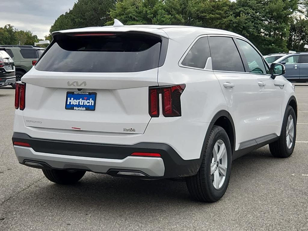 new 2026 Kia Sorento car, priced at $34,365