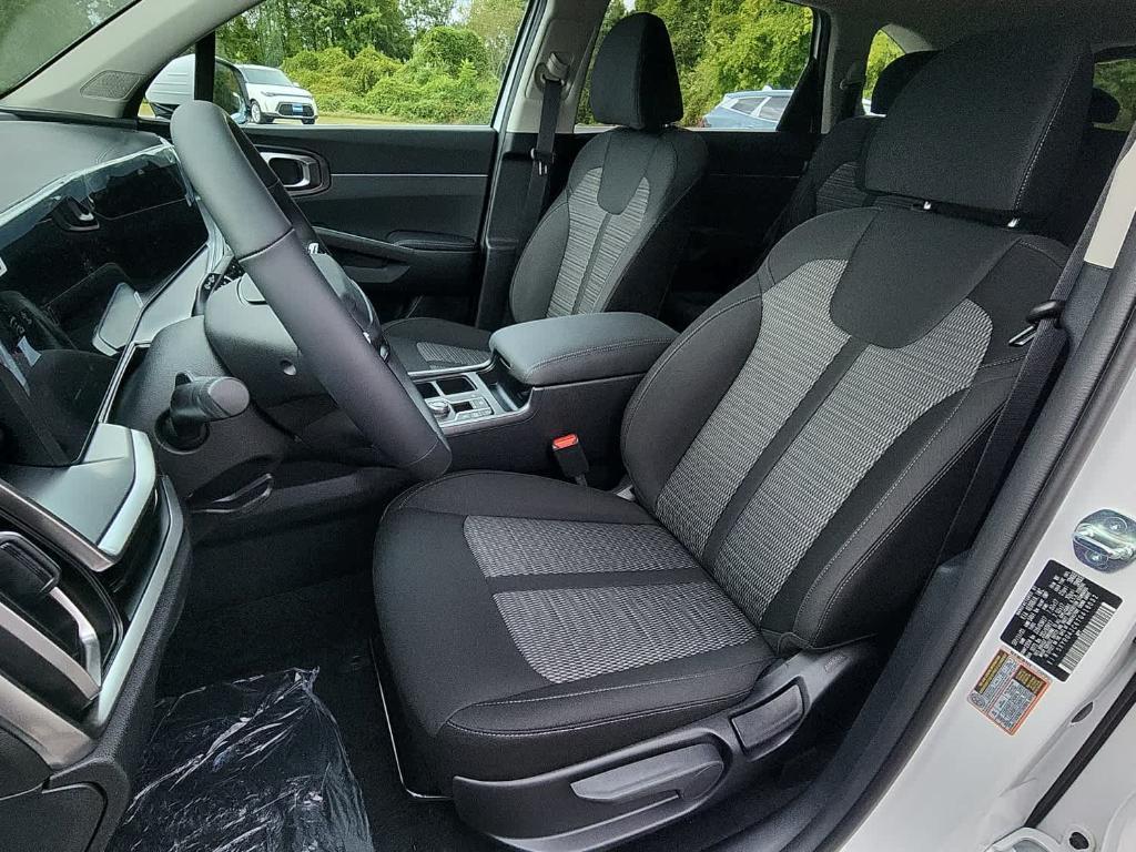 new 2026 Kia Sorento car, priced at $34,365