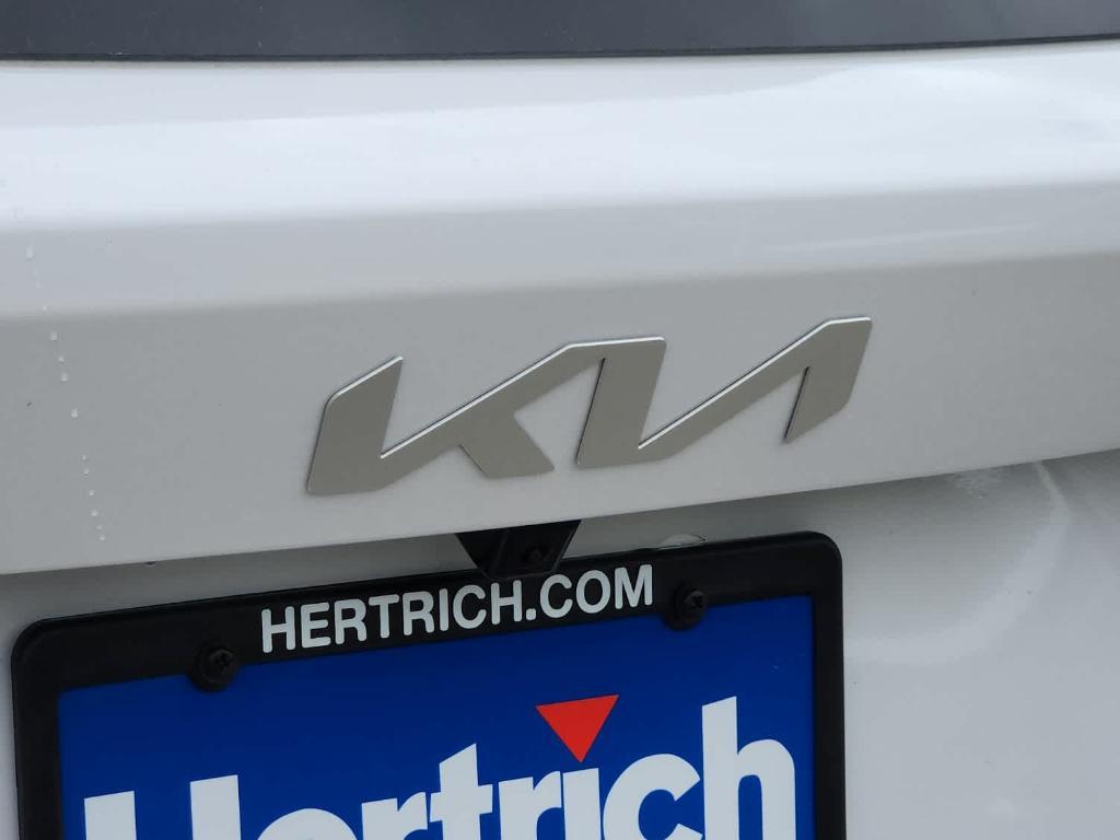 new 2026 Kia Sorento car, priced at $34,365