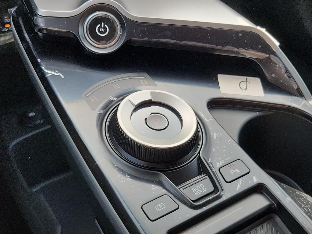 new 2025 Kia EV6 car, priced at $54,610