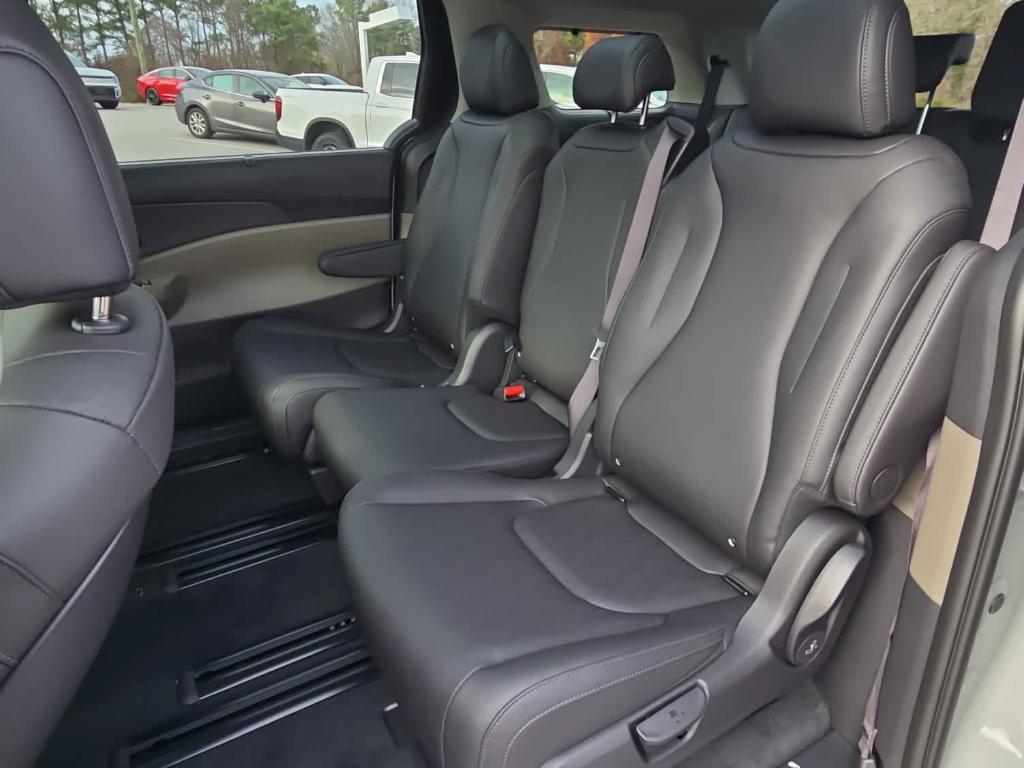 new 2026 Kia Carnival car, priced at $48,365