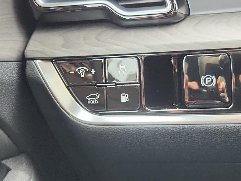new 2025 Kia Sportage Plug-In Hybrid car, priced at $46,835