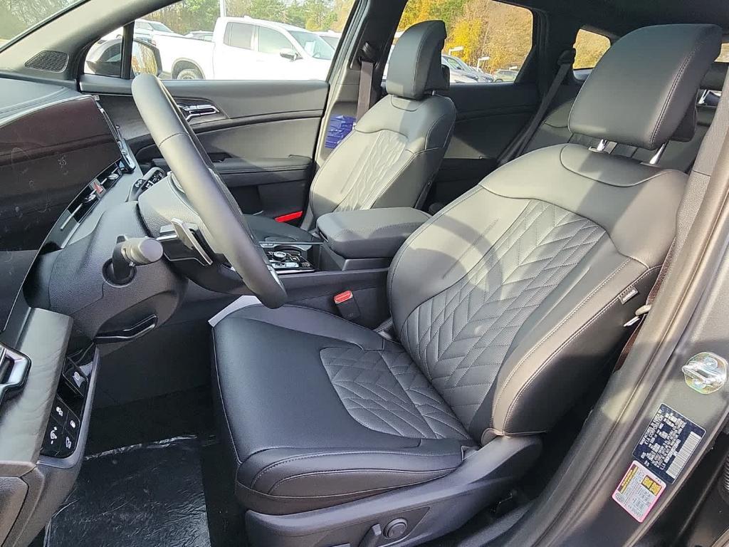 new 2025 Kia Sportage Plug-In Hybrid car, priced at $46,835