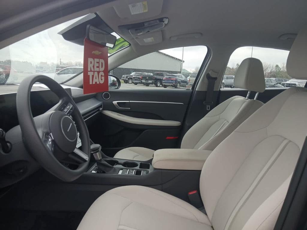 used 2025 Hyundai Sonata car, priced at $25,487