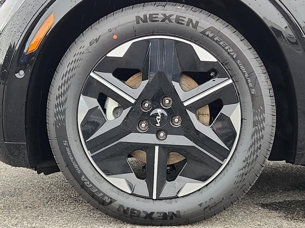 new 2025 Kia EV6 car, priced at $56,995