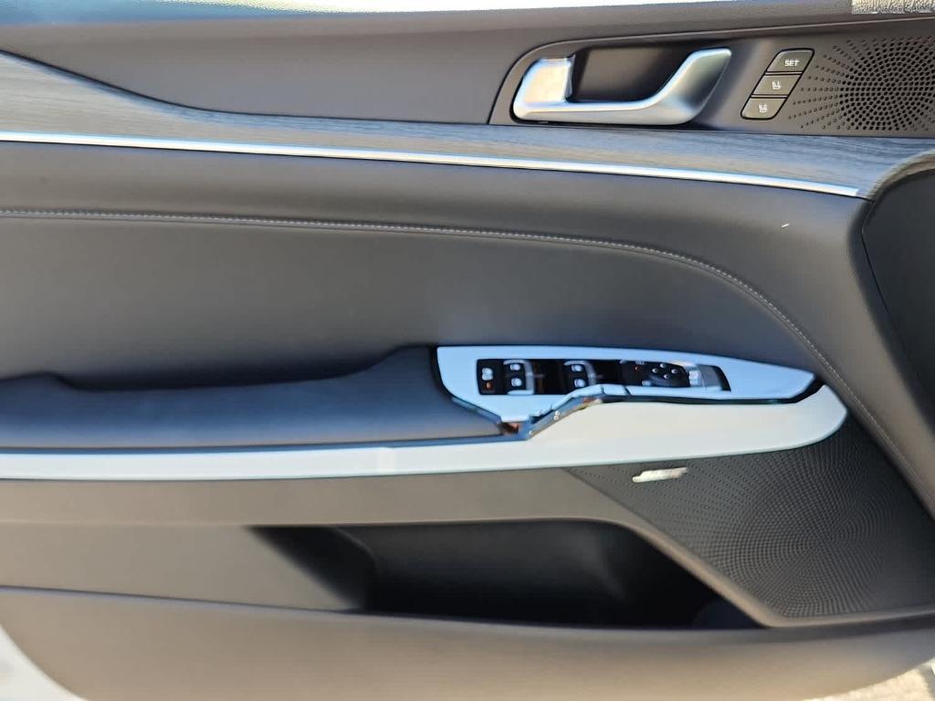 new 2025 Kia K5 car, priced at $36,325