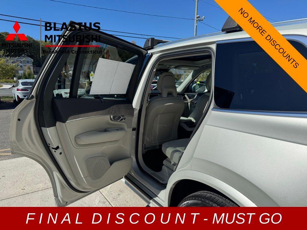 used 2022 Volvo XC90 car, priced at $29,800