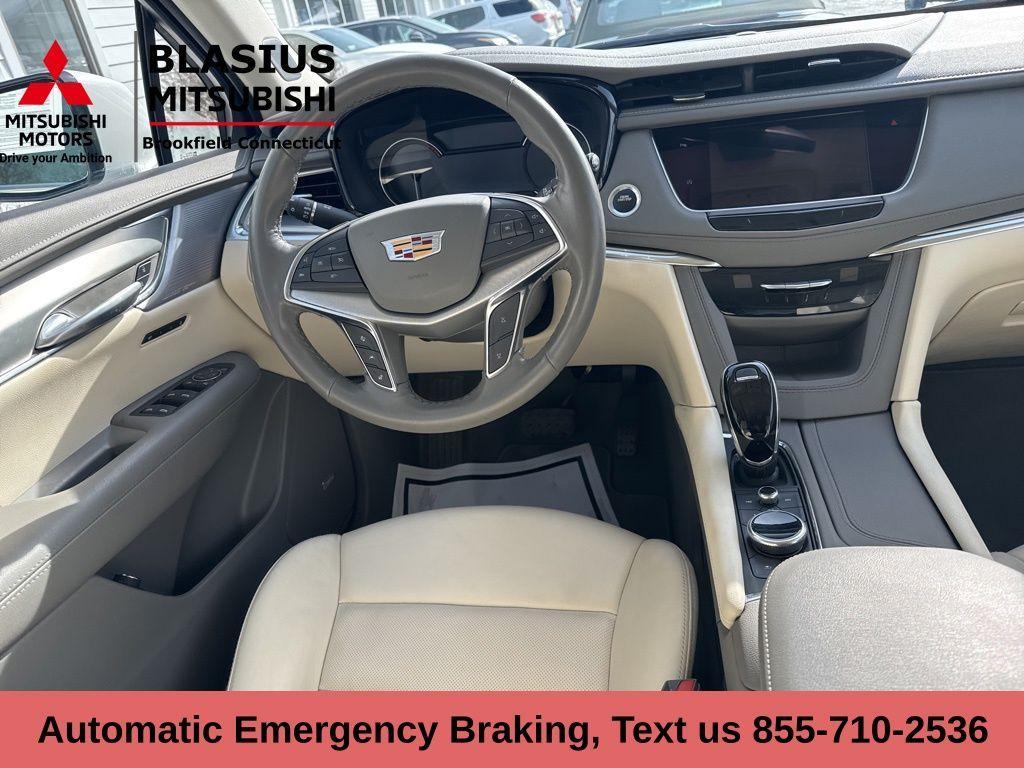 used 2023 Cadillac XT5 car, priced at $28,518
