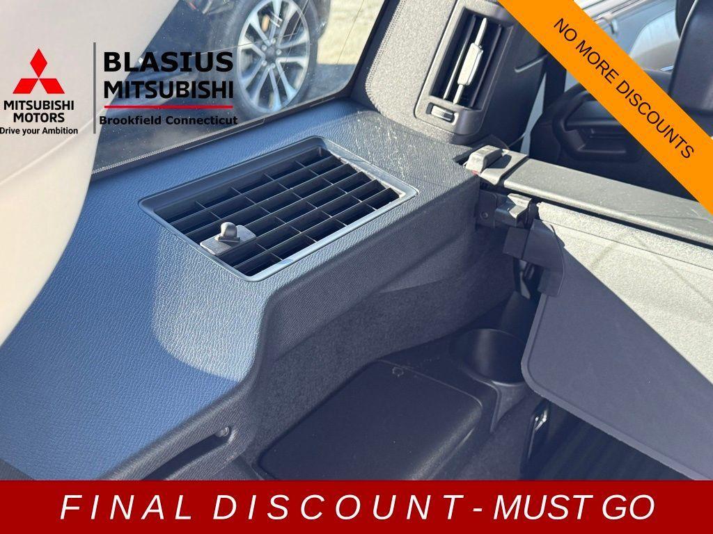 used 2025 Volvo XC90 car, priced at $51,862