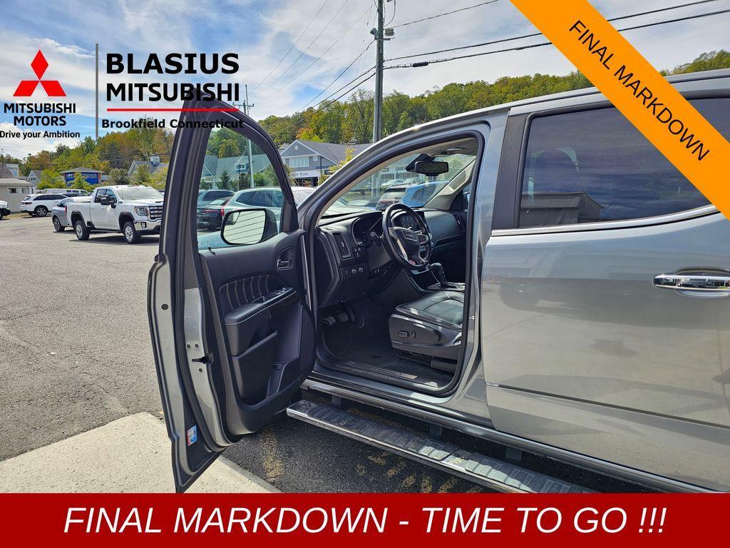 used 2021 GMC Canyon car, priced at $29,900