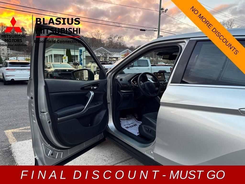 used 2023 Mitsubishi Eclipse Cross car, priced at $14,995