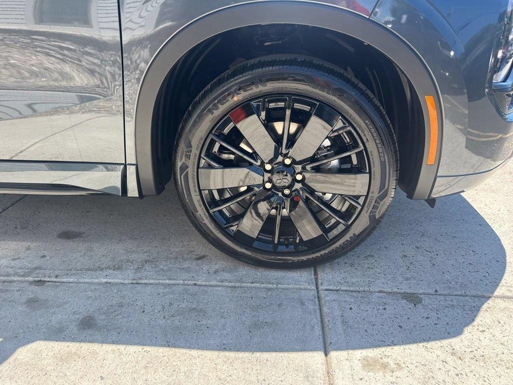 new 2026 Mitsubishi Outlander car, priced at $42,684