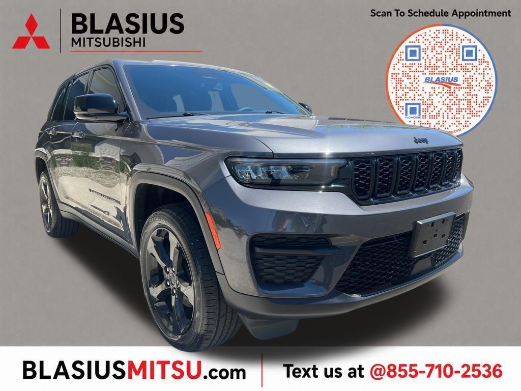 used 2023 Jeep Grand Cherokee car, priced at $28,684