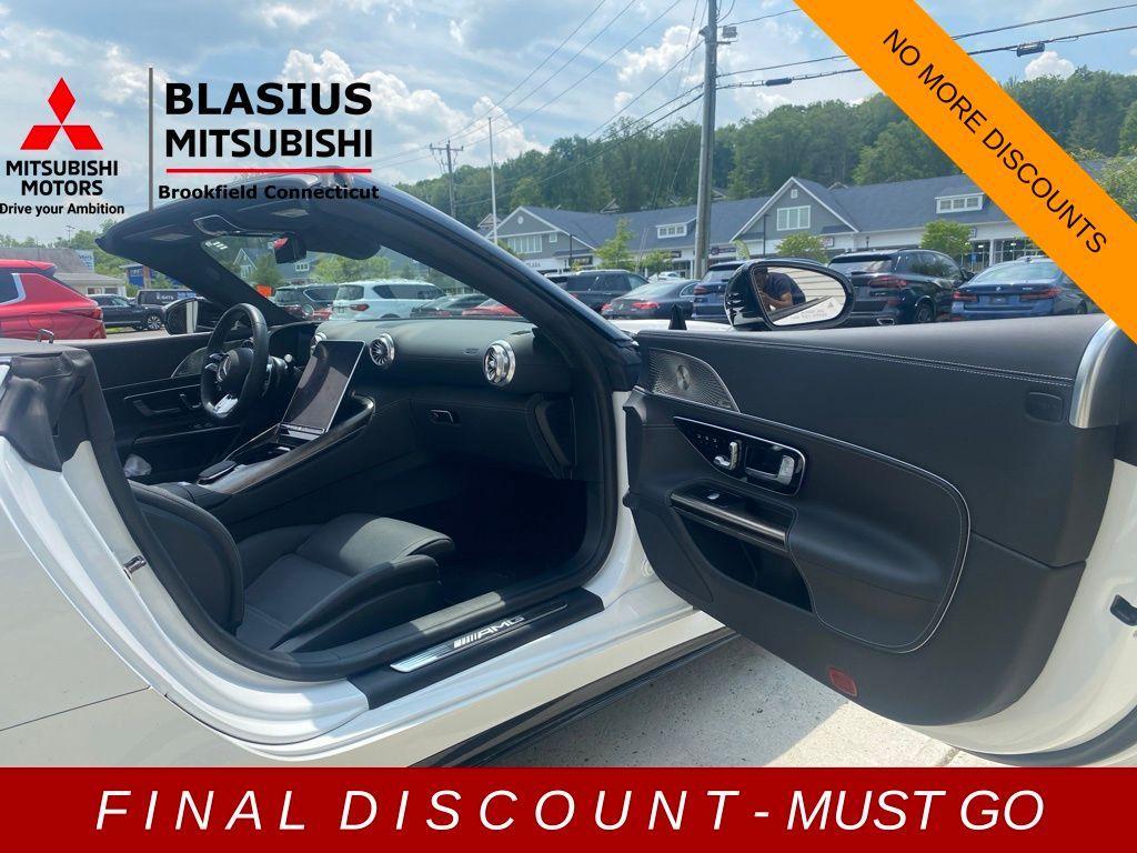 used 2022 Mercedes-Benz AMG SL 55 car, priced at $89,989