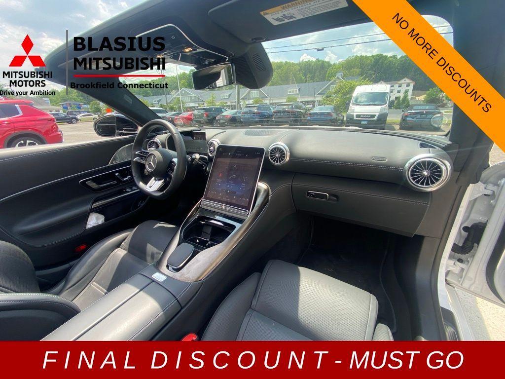 used 2022 Mercedes-Benz AMG SL 55 car, priced at $89,989