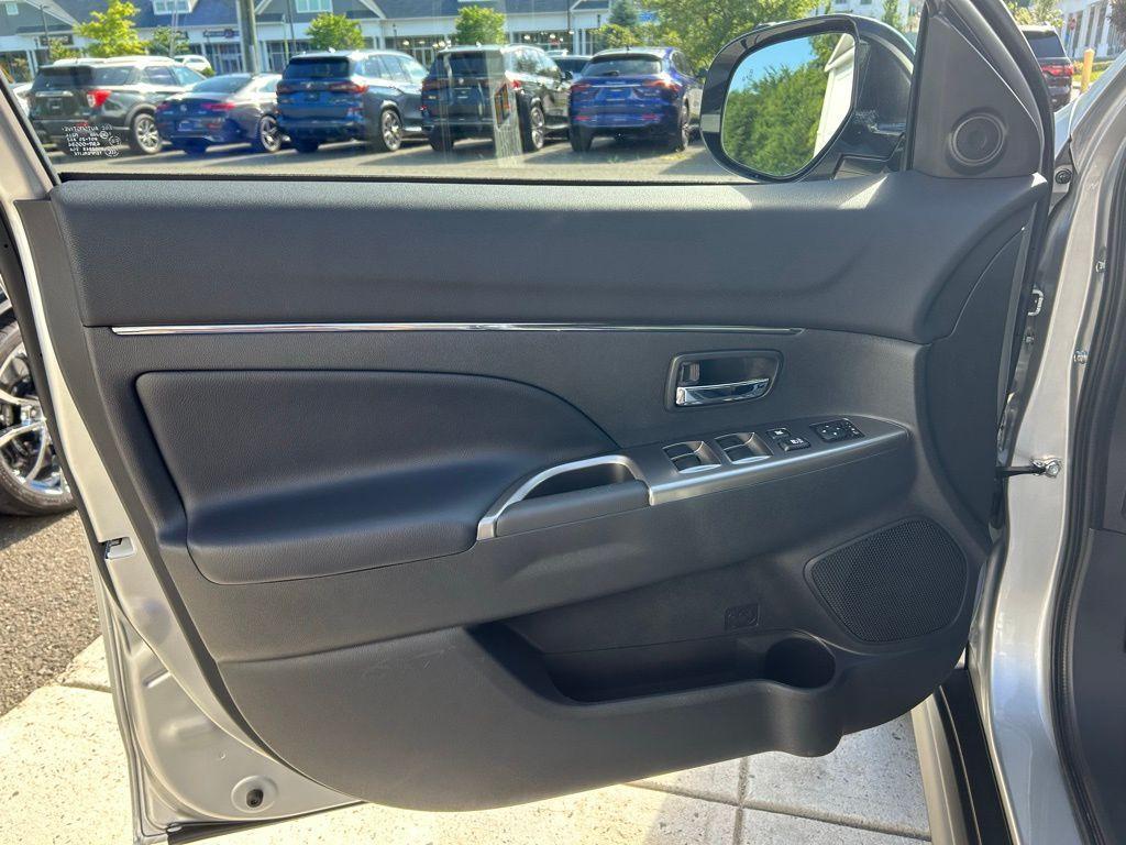 new 2025 Mitsubishi Outlander Sport car, priced at $27,210