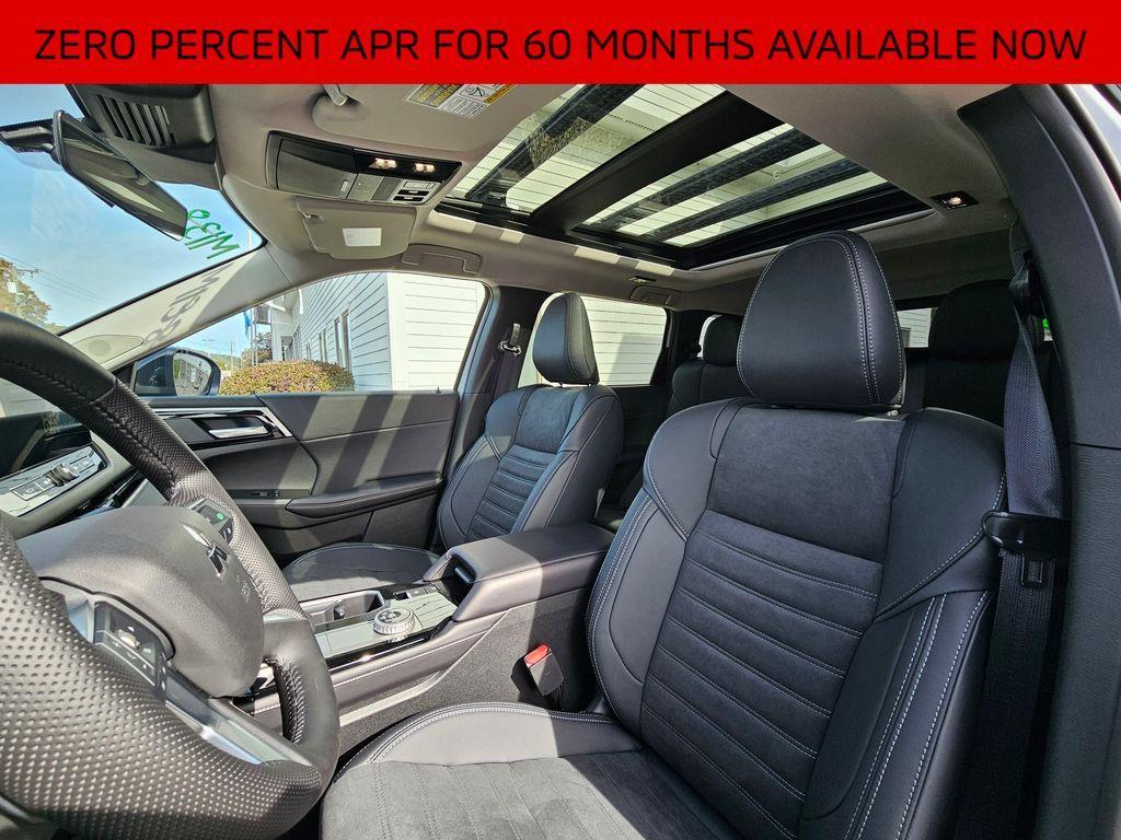 new 2025 Mitsubishi Outlander car, priced at $37,384