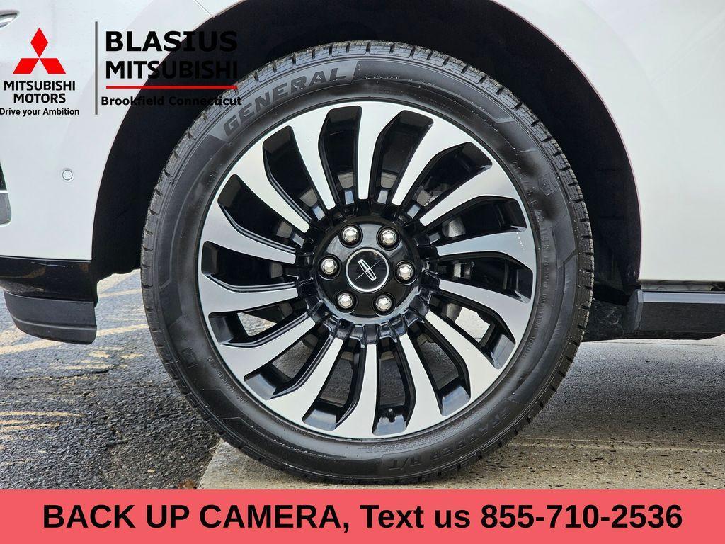 used 2022 Lincoln Navigator car, priced at $56,994