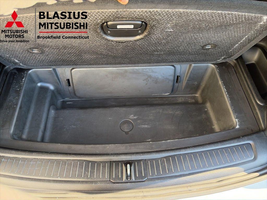 used 2023 Jeep Grand Cherokee L car, priced at $29,995