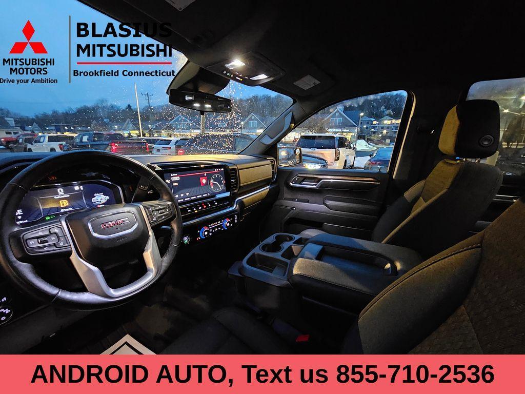 used 2023 GMC Sierra 1500 car, priced at $31,318