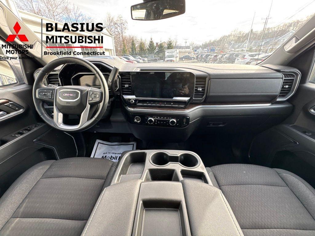 used 2024 GMC Sierra 1500 car, priced at $38,525