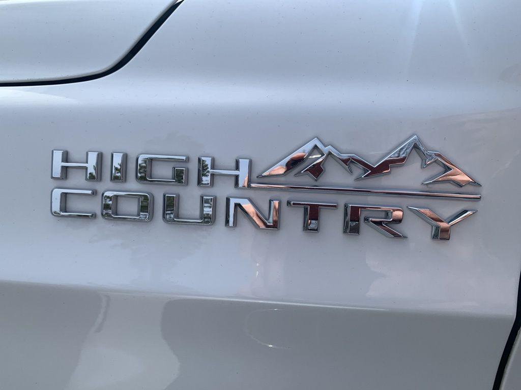 used 2022 Chevrolet Tahoe car, priced at $48,900