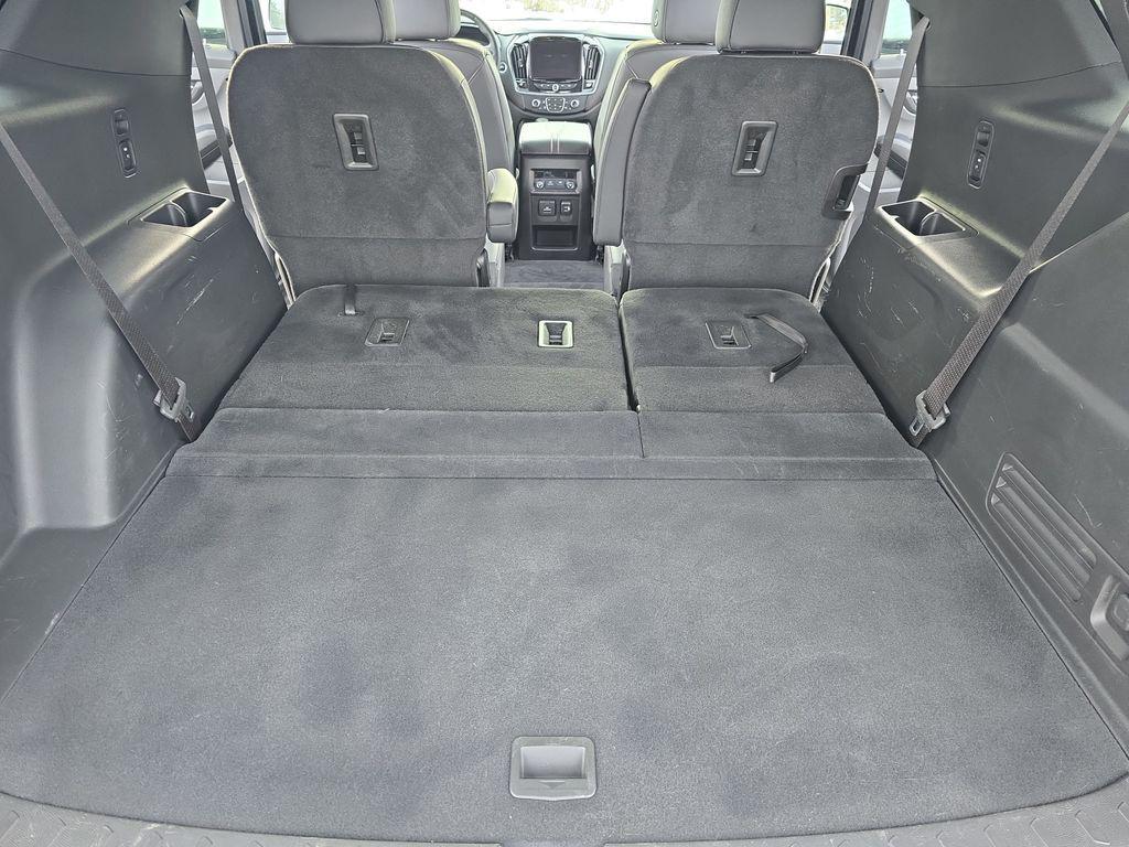 used 2023 Chevrolet Traverse car, priced at $37,500