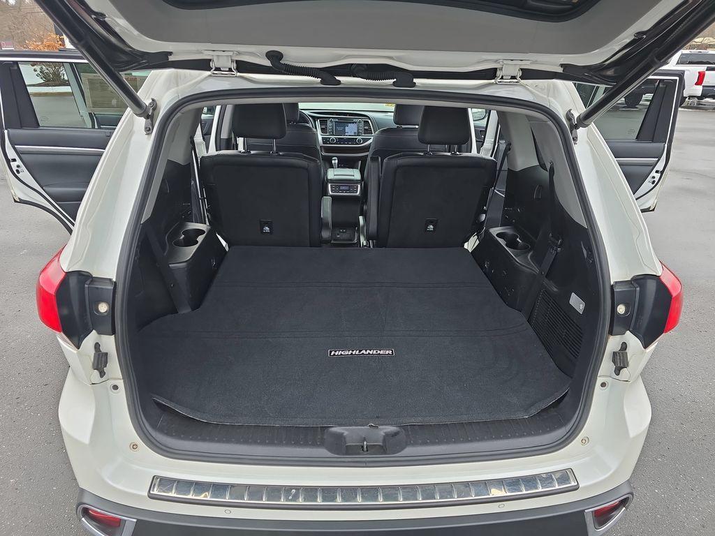 used 2019 Toyota Highlander car, priced at $27,970