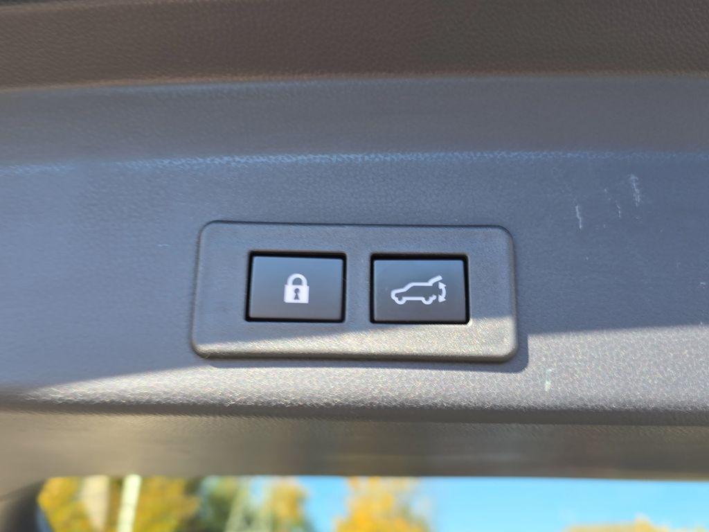 used 2024 Subaru Ascent car, priced at $40,970