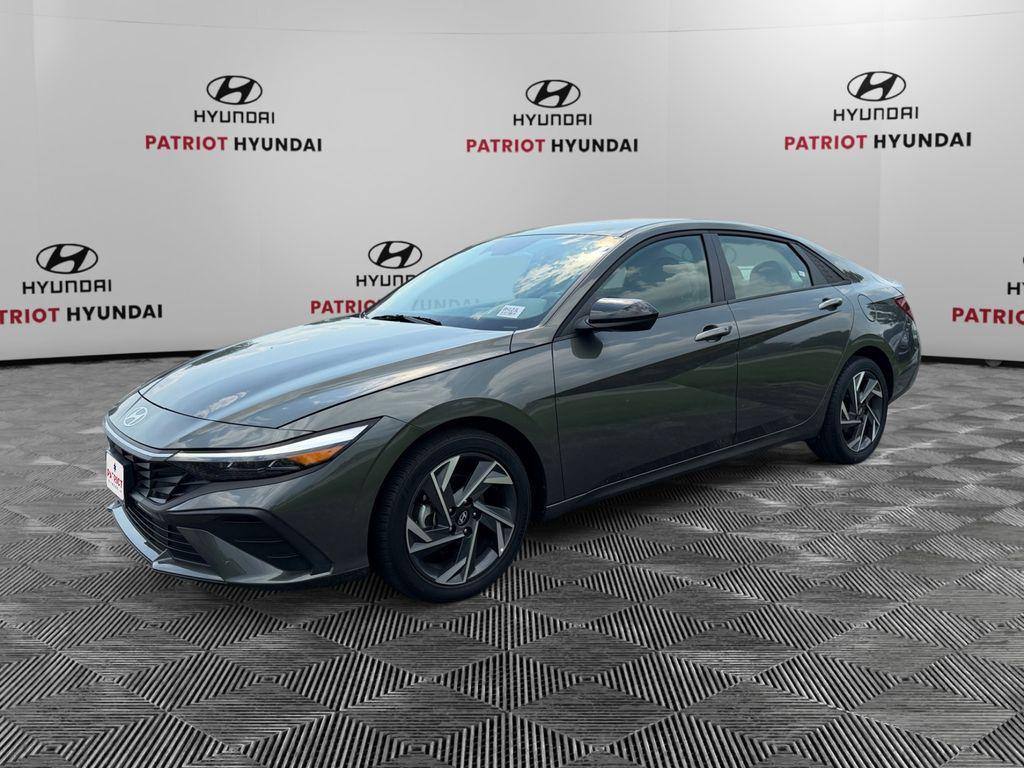 used 2025 Hyundai Elantra car, priced at $21,402